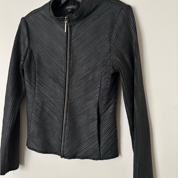 RARE Bebe Genuine Leather Perforated Gorgeous Jacket with some stretch - Picture 4 of 13